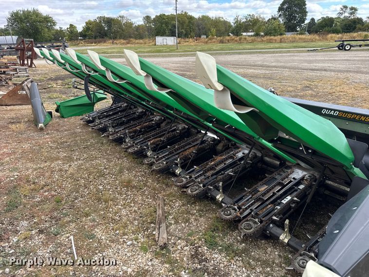 image for item YA1231 2023 Drago GT 8-30 corn head