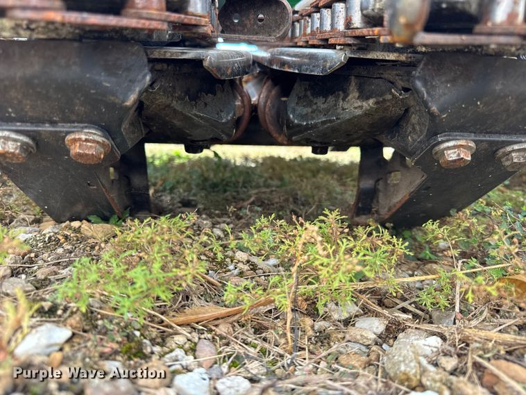 image for item YA1231 2023 Drago GT 8-30 corn head