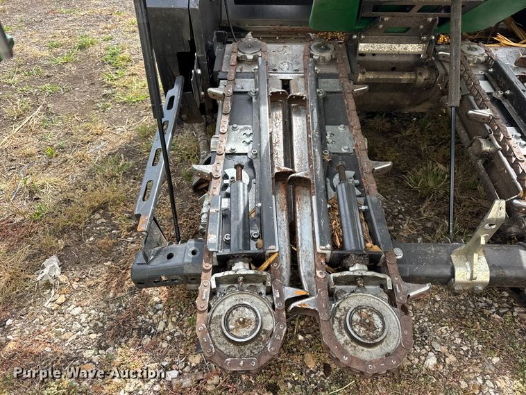 image for item YA1231 2023 Drago GT 8-30 corn head