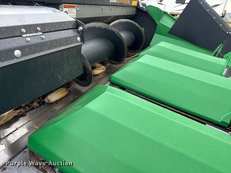 image for item YA1231 2023 Drago GT 8-30 corn head