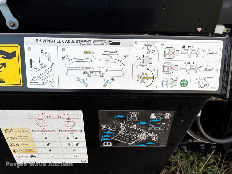 image for item YA1251 2025 Macdon FD250 flex draper head
