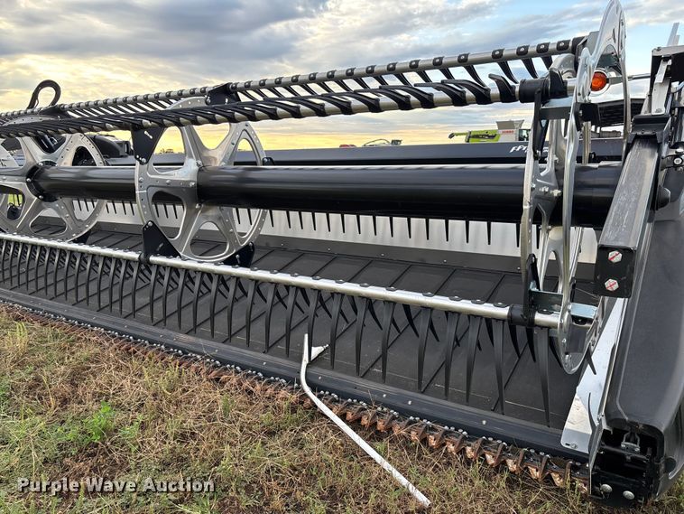 image for item YA1251 2025 Macdon FD250 flex draper head