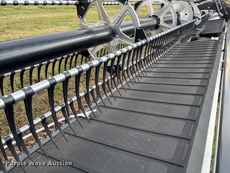 image for item YA1251 2025 Macdon FD250 flex draper head