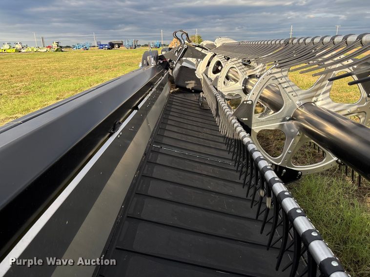 image for item YA1251 2025 Macdon FD250 flex draper head