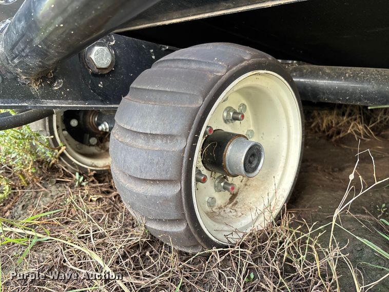 image for item YA1251 2025 Macdon FD250 flex draper head