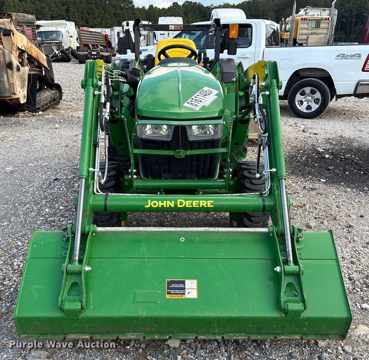 image for item YA1252 2021 John Deere 3035D  MFWD tractor