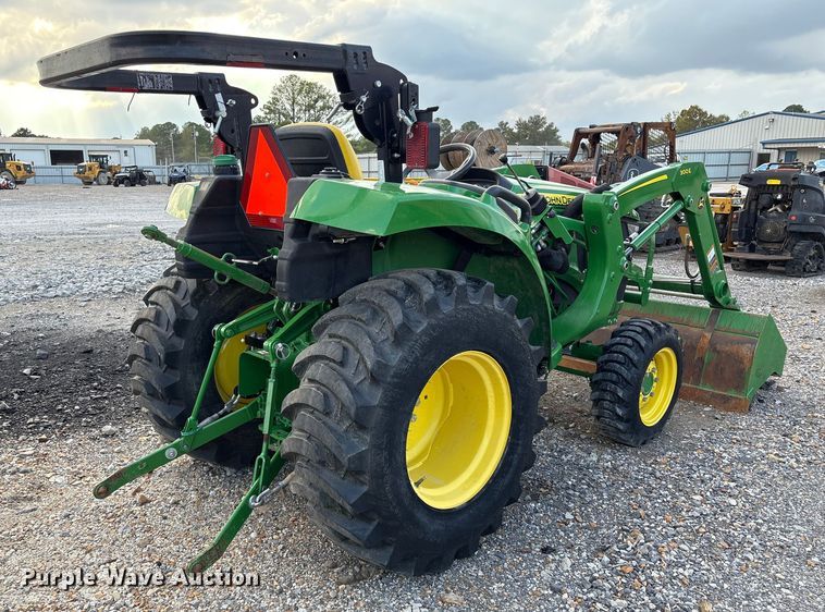 image for item YA1252 2021 John Deere 3035D  MFWD tractor