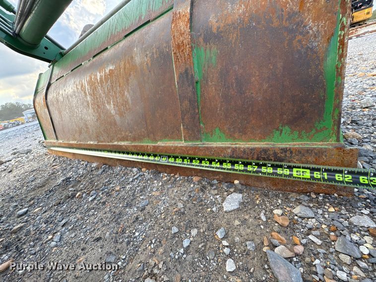 image for item YA1252 2021 John Deere 3035D  MFWD tractor