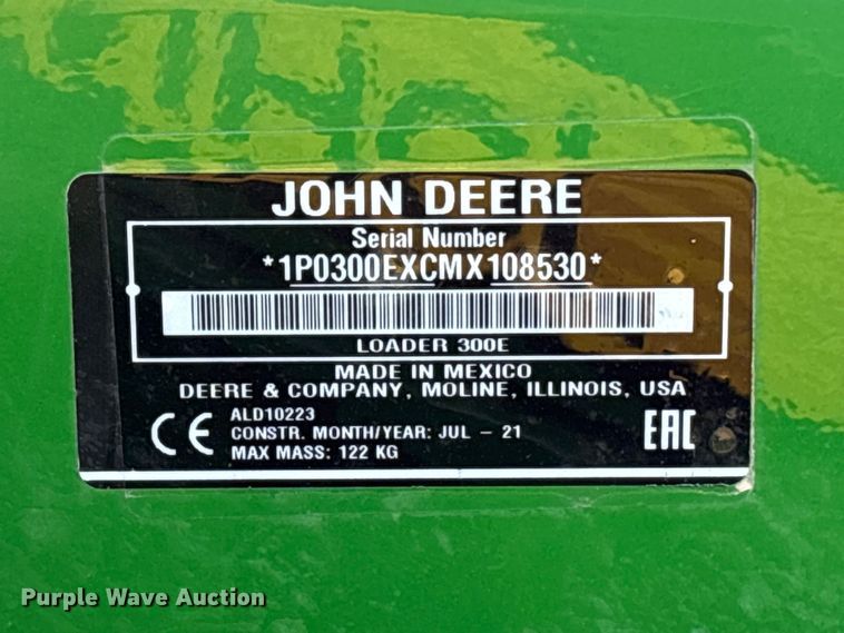 image for item YA1252 2021 John Deere 3035D  MFWD tractor