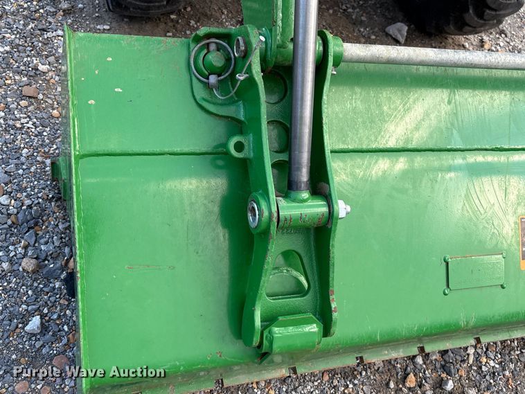 image for item YA1252 2021 John Deere 3035D  MFWD tractor