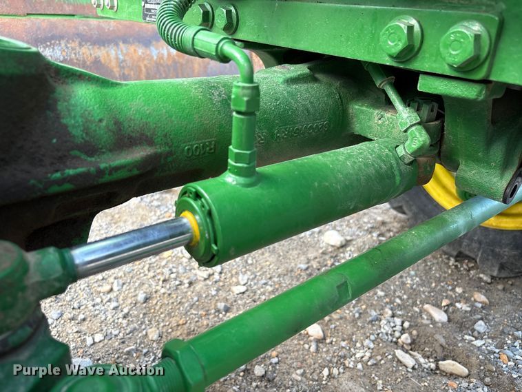 image for item YA1252 2021 John Deere 3035D  MFWD tractor