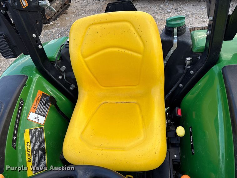 image for item YA1252 2021 John Deere 3035D  MFWD tractor