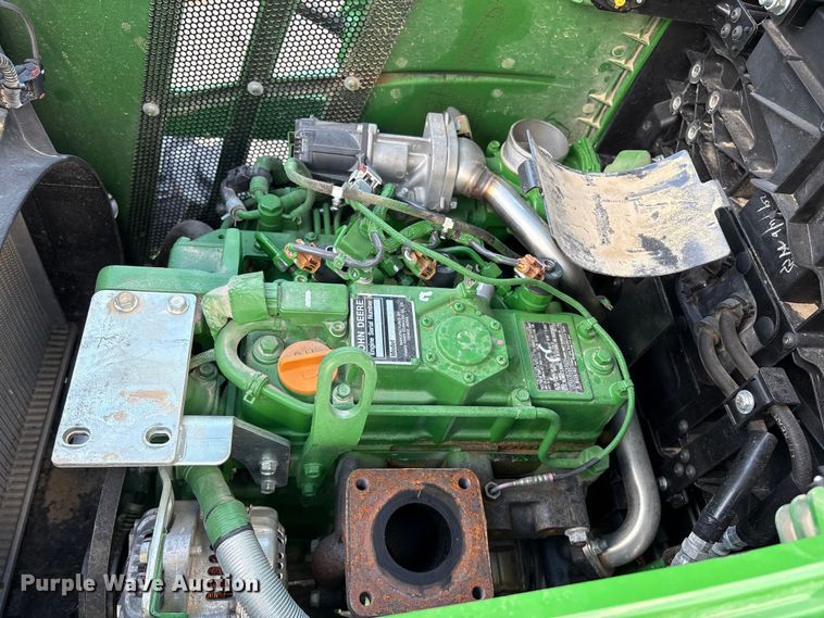image for item YA1252 2021 John Deere 3035D  MFWD tractor