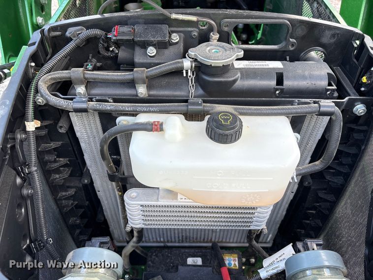 image for item YA1252 2021 John Deere 3035D  MFWD tractor