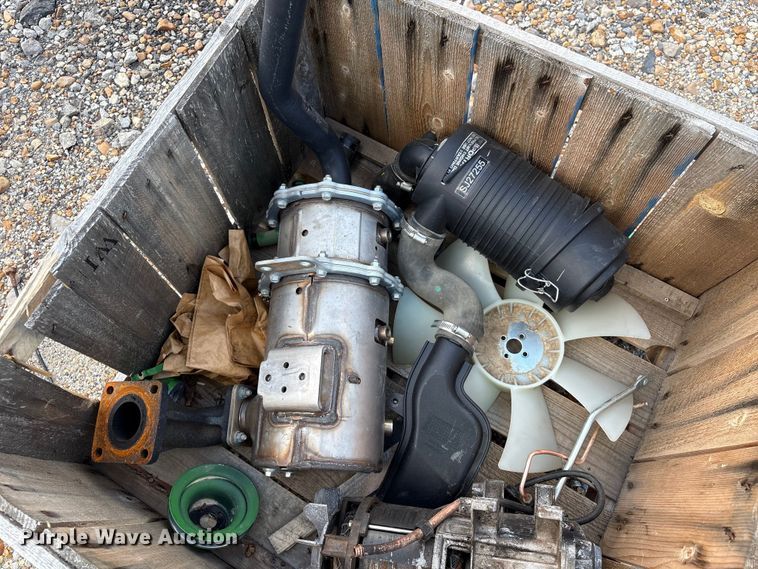 image for item YA1252 2021 John Deere 3035D  MFWD tractor