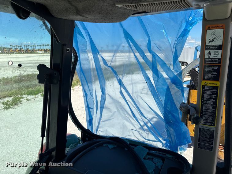 image for item YA1287 2022 John Deere 6105E MFWD tractor