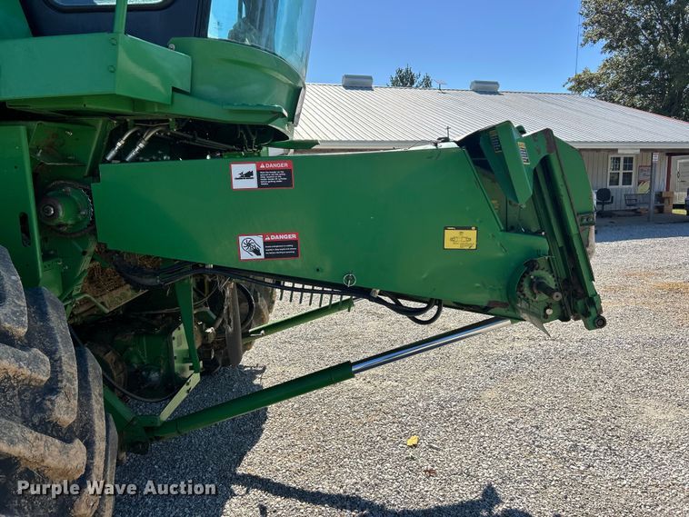 image for item YA1346 1999 John Deere 9510 Maximizer RWA combine