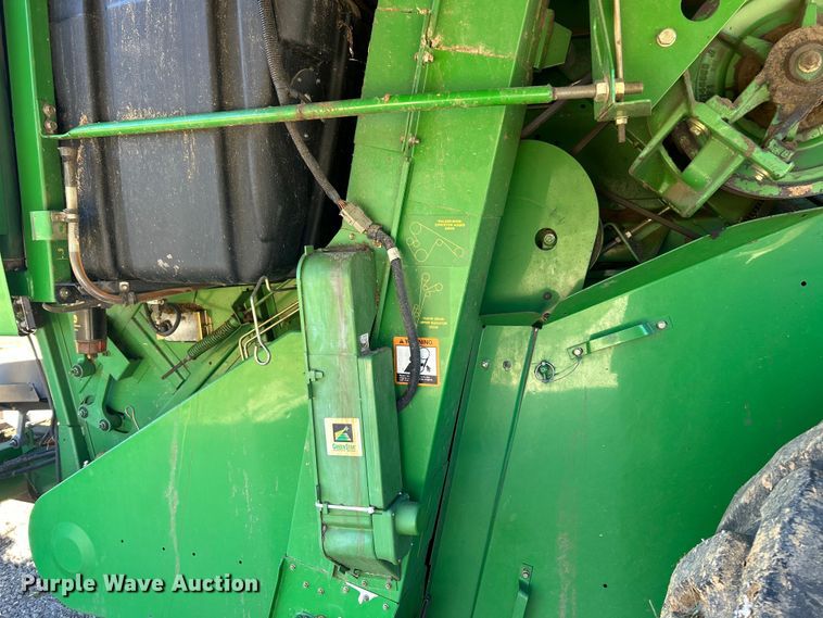 image for item YA1346 1999 John Deere 9510 Maximizer RWA combine