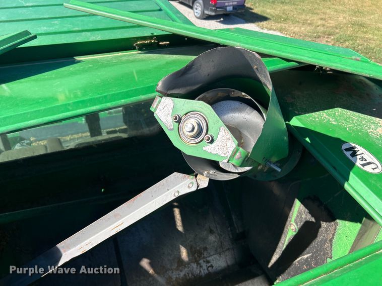 image for item YA1346 1999 John Deere 9510 Maximizer RWA combine