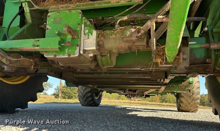 image for item YA1346 1999 John Deere 9510 Maximizer RWA combine