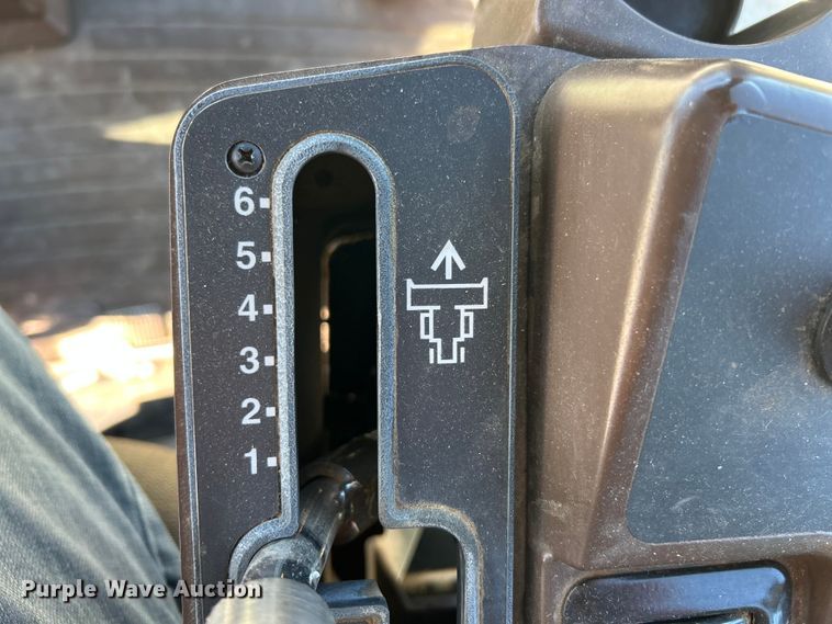 image for item YA1346 1999 John Deere 9510 Maximizer RWA combine