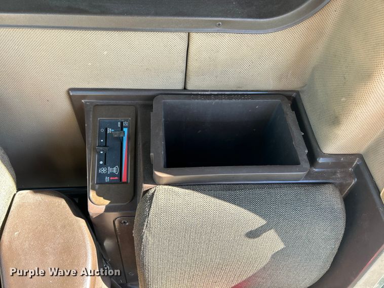 image for item YA1346 1999 John Deere 9510 Maximizer RWA combine