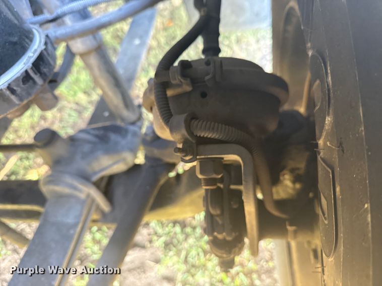 image for item DJ7766 2002 Freightliner Century Class semi truck