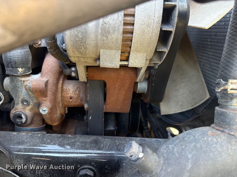 image for item DJ7766 2002 Freightliner Century Class semi truck