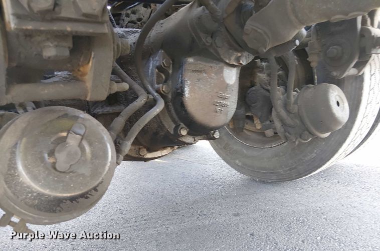 image for item DJ7857 1998 Peterbilt 379 semi truck