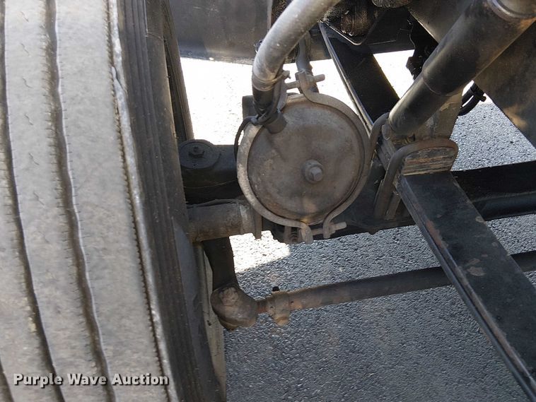 image for item DJ7857 1998 Peterbilt 379 semi truck