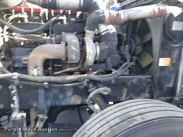 image for item DJ7857 1998 Peterbilt 379 semi truck