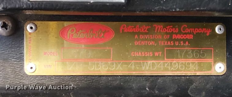 image for item DJ7857 1998 Peterbilt 379 semi truck