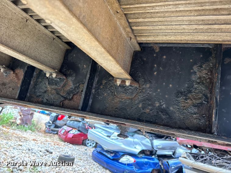 image for item DO2273 2000 Transcraft Eagle W2 flatbed trailer