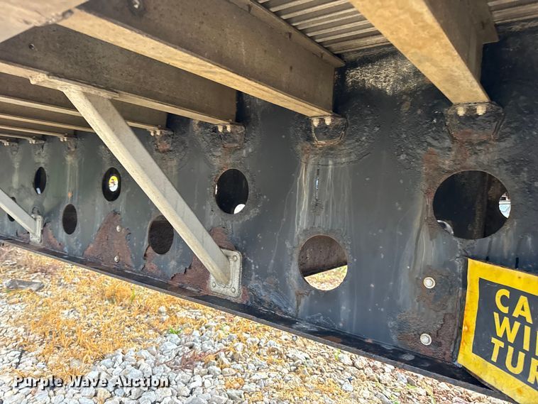 image for item DO2273 2000 Transcraft Eagle W2 flatbed trailer