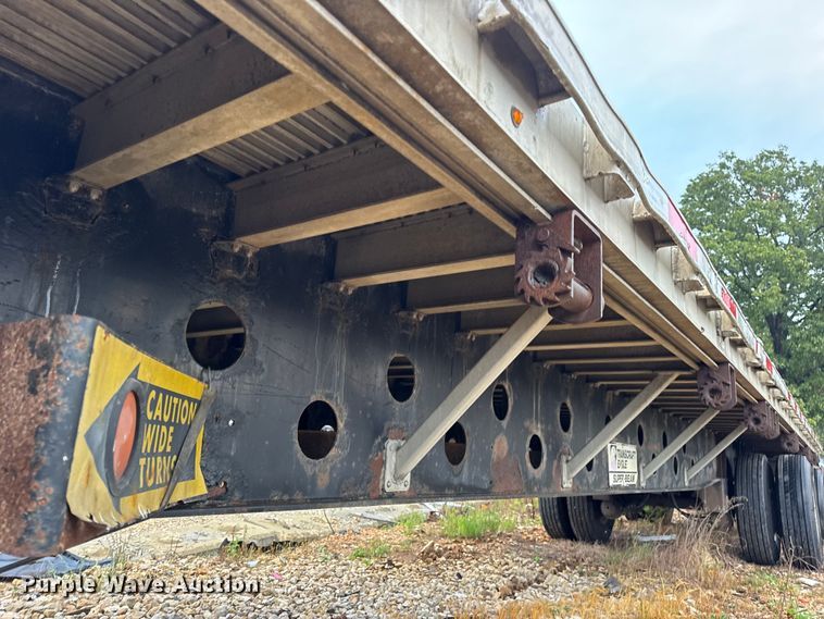 image for item DO2273 2000 Transcraft Eagle W2 flatbed trailer