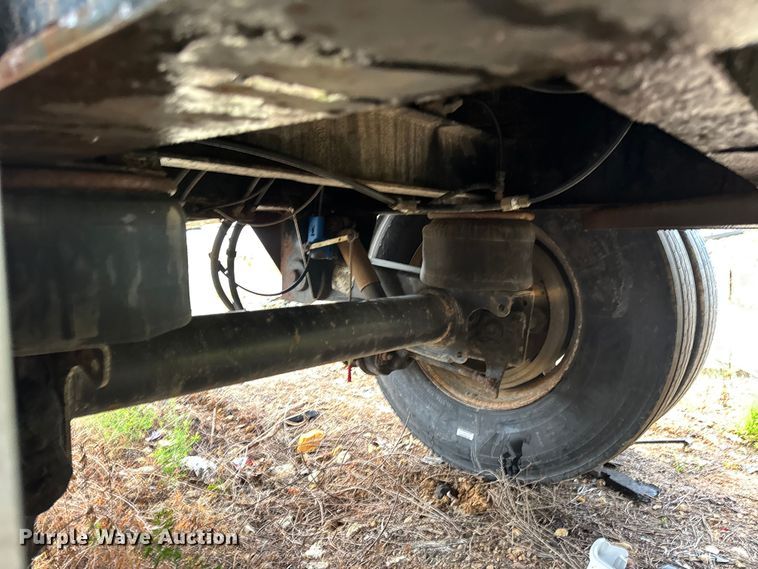 image for item DO2273 2000 Transcraft Eagle W2 flatbed trailer