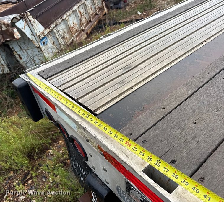 image for item DO2273 2000 Transcraft Eagle W2 flatbed trailer