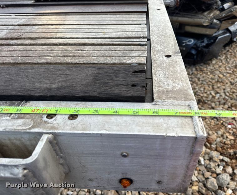 image for item DO2273 2000 Transcraft Eagle W2 flatbed trailer