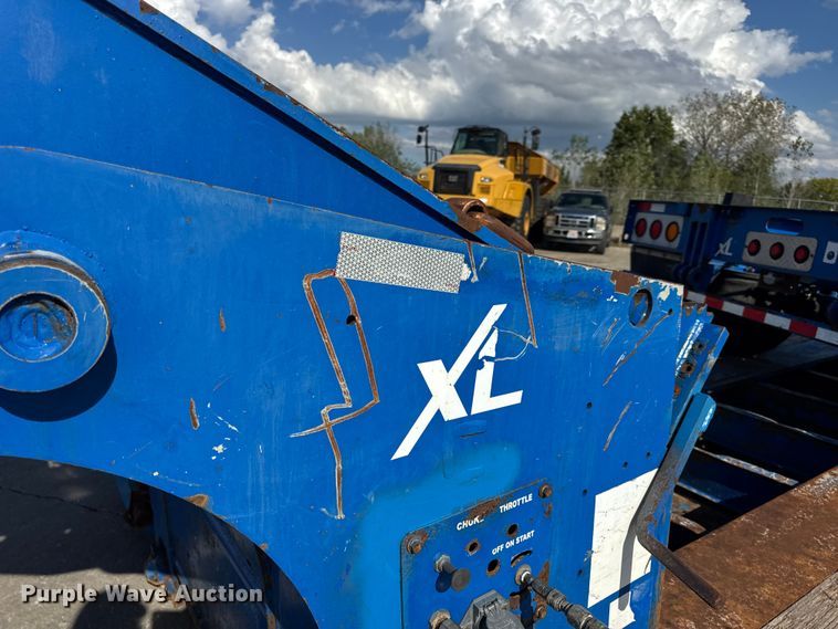 image for item DO2379 2018 XL Specialized Trailers  XL120HDG lowboy equipment trailer