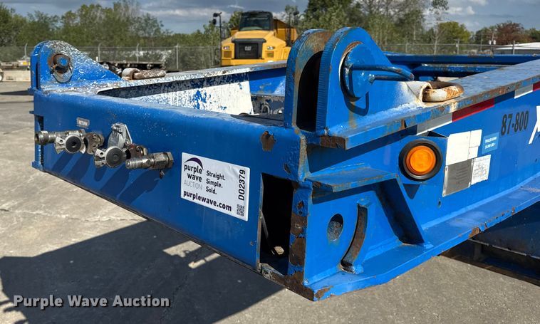 image for item DO2379 2018 XL Specialized Trailers  XL120HDG lowboy equipment trailer