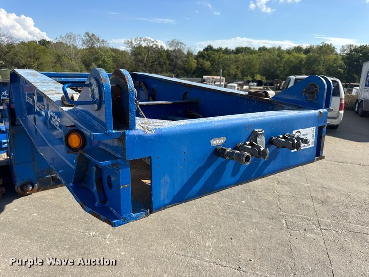 image for item DO2379 2018 XL Specialized Trailers  XL120HDG lowboy equipment trailer