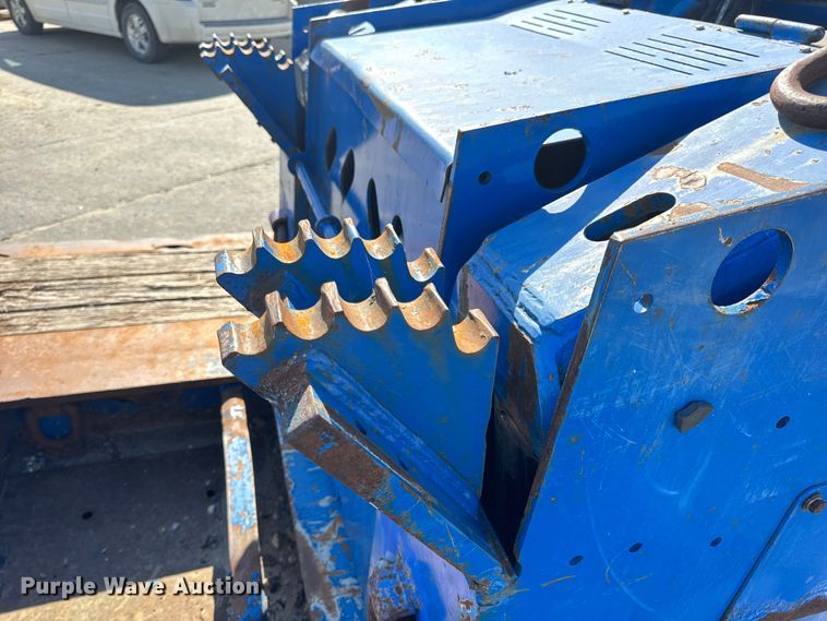 image for item DO2379 2018 XL Specialized Trailers  XL120HDG lowboy equipment trailer