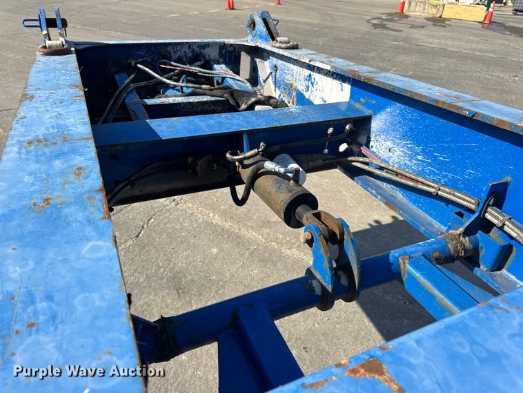 image for item DO2379 2018 XL Specialized Trailers  XL120HDG lowboy equipment trailer