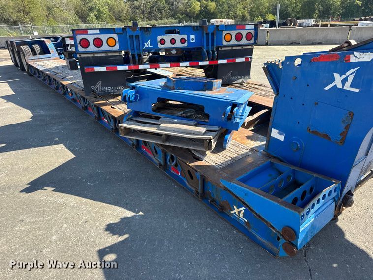 image for item DO2379 2018 XL Specialized Trailers  XL120HDG lowboy equipment trailer