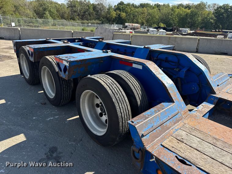 image for item DO2379 2018 XL Specialized Trailers  XL120HDG lowboy equipment trailer