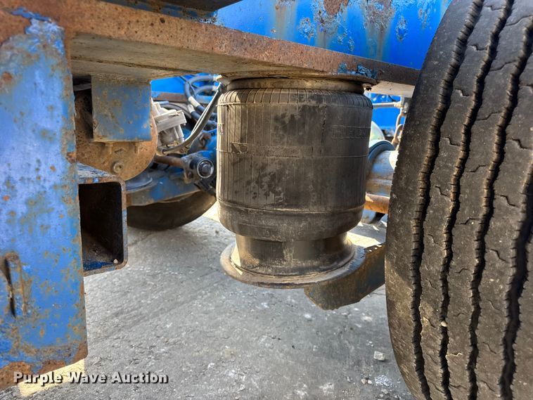 image for item DO2379 2018 XL Specialized Trailers  XL120HDG lowboy equipment trailer