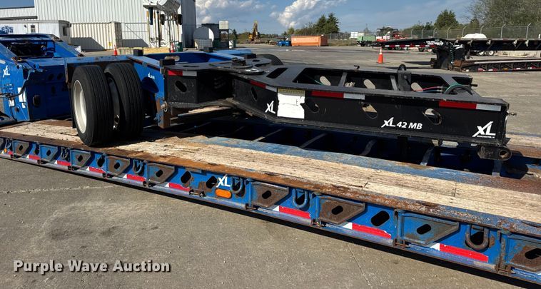 image for item DO2379 2018 XL Specialized Trailers  XL120HDG lowboy equipment trailer