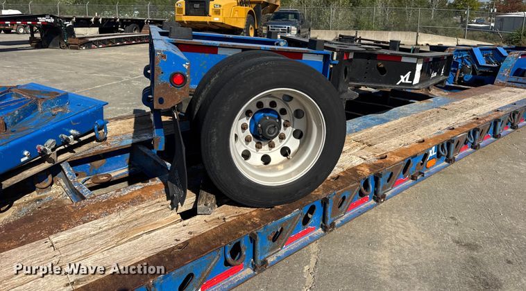 image for item DO2379 2018 XL Specialized Trailers  XL120HDG lowboy equipment trailer