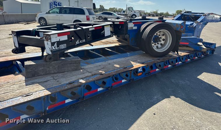 image for item DO2379 2018 XL Specialized Trailers  XL120HDG lowboy equipment trailer