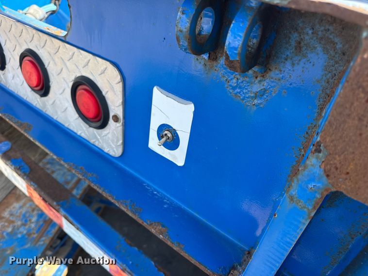 image for item DO2379 2018 XL Specialized Trailers  XL120HDG lowboy equipment trailer